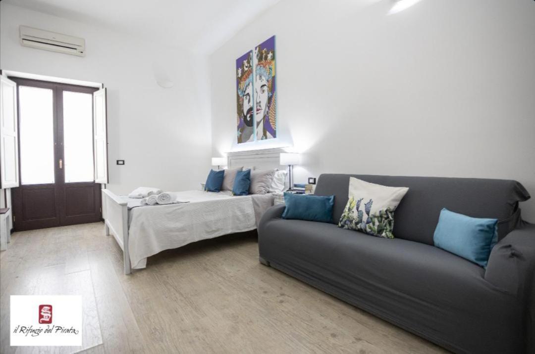 Il Rifugio Del Pirata Apartman Trapani Kültér fotó