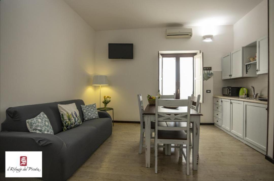 Il Rifugio Del Pirata Apartman Trapani Kültér fotó